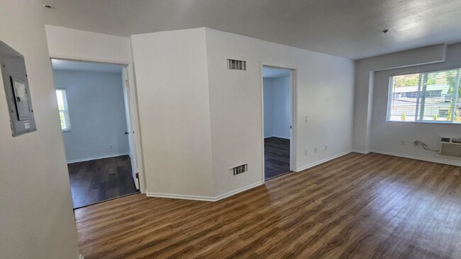 Foto del edificio - 6024 Monterey Rd