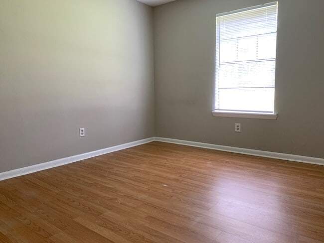 Foto del edificio - 812 Robin Hood Trail