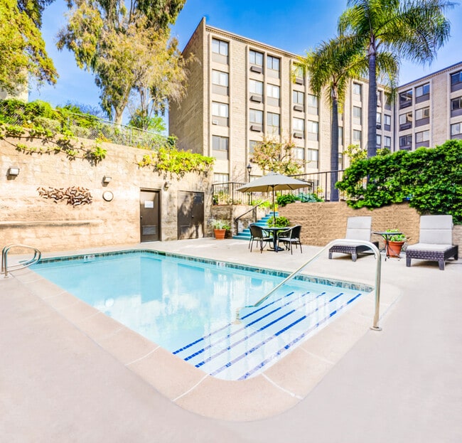 Building Photo - Chateau La Jolla - All Inclusive