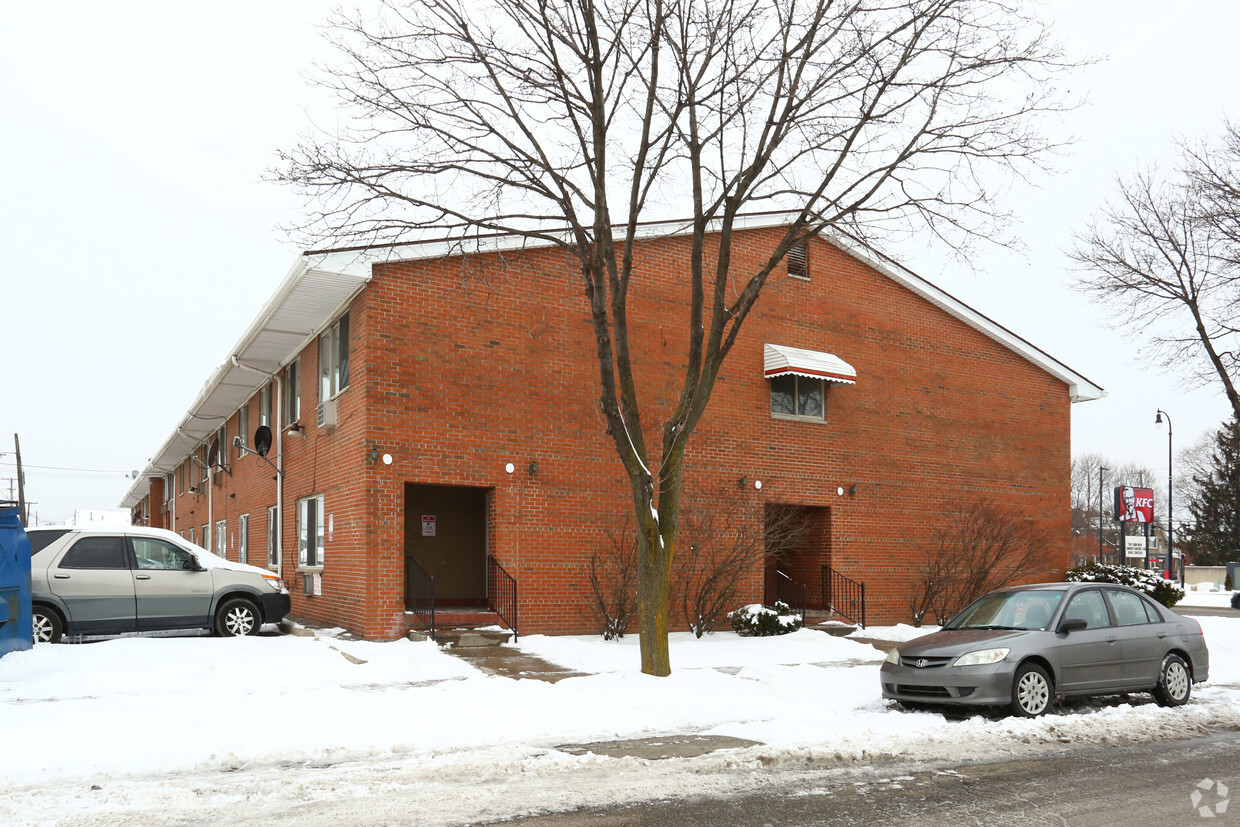 Foto del edificio - West Warren Apartments