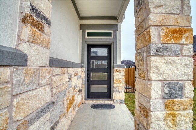 Building Photo - 4504 Cool Gray Cv