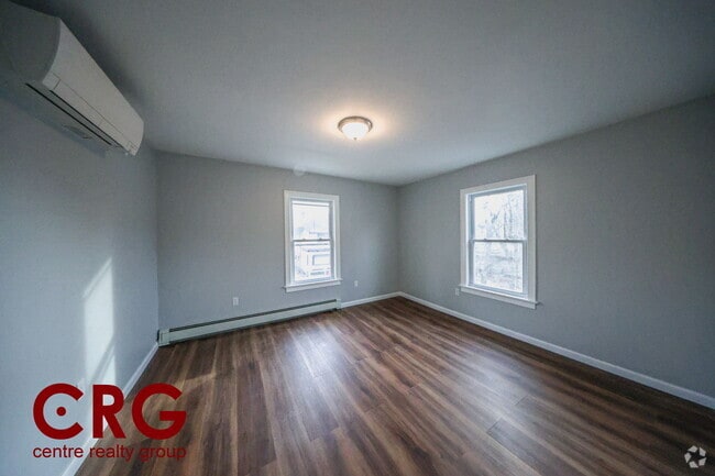 Building Photo - 81 Alder St