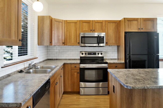 Foto del edificio - 1182 E Grover St