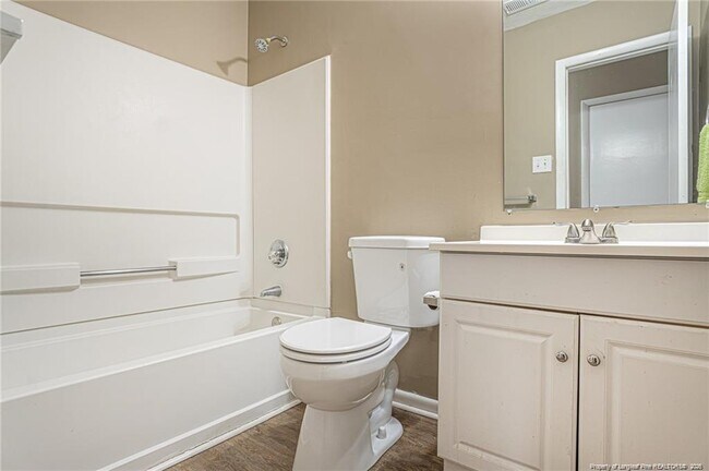 Foto del edificio - 6972 Timberwood Dr