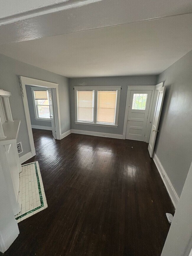 Foto del edificio - 10710 Grandview Ave