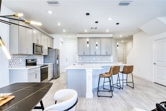 Building Photo - 4263 Sonoma Oaks Wy