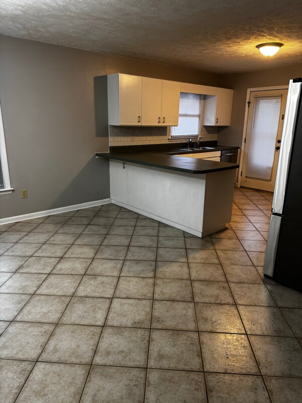 Building Photo - 366 Woodberry Cir