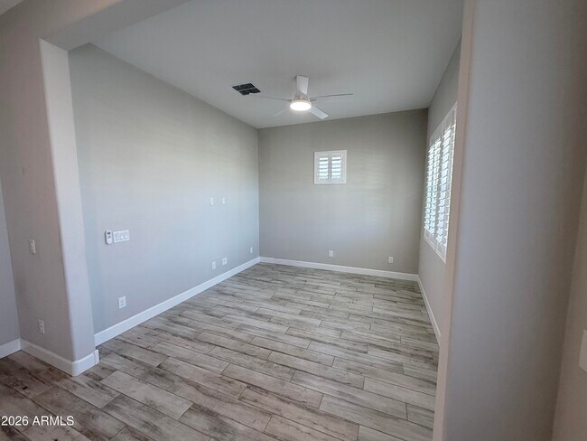 Building Photo - 4405 W Palace Sta Rd