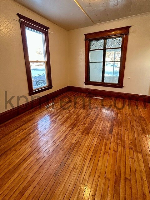 Foto del edificio - 705 10th St NE