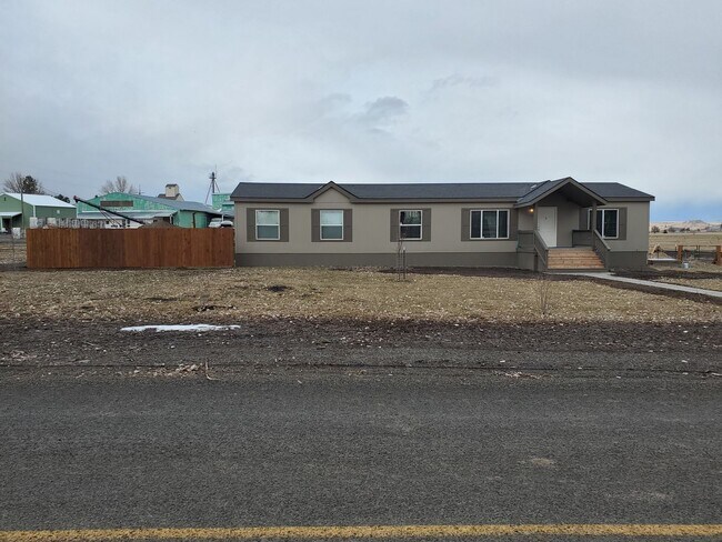 Foto del edificio - 65203 Hull Ln