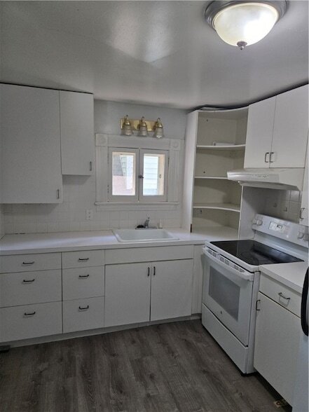 Building Photo - 114 Seager St