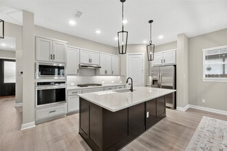 Building Photo - 468 Harvest Moon Dr