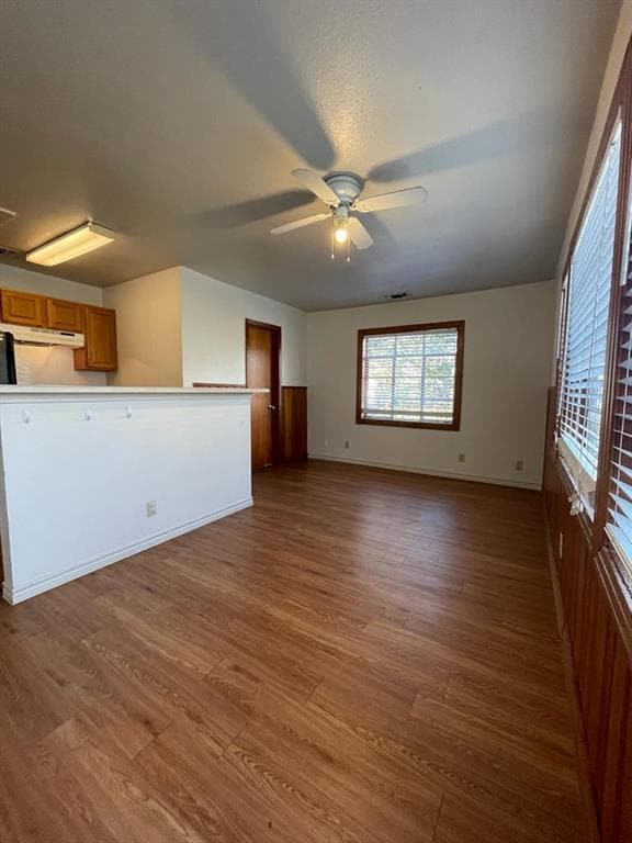 Building Photo - 108 Austin St