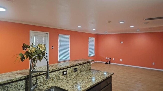 Building Photo - 11809 Stoney Meadow Dr