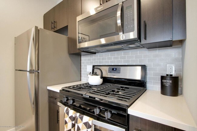 Building Photo - 1101 Schindler Drive
