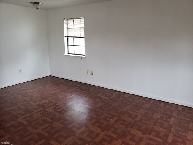 Building Photo - 2 br, 1 bath  - 116 Vieux Orleans Cir Apt D