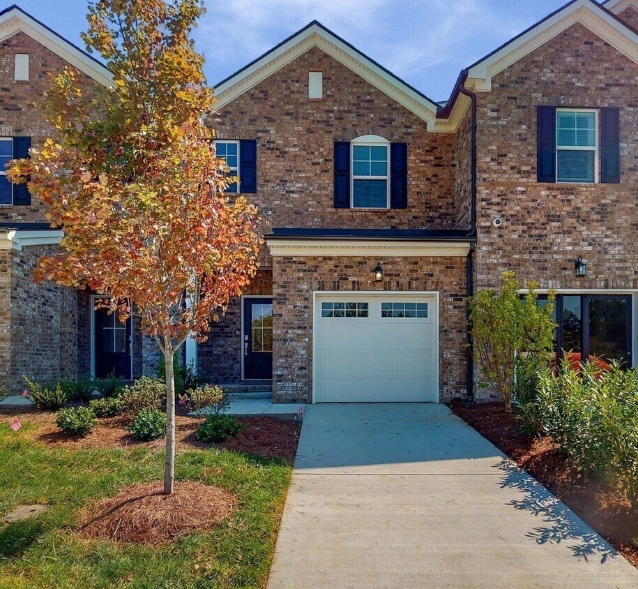 405 Nessa St, Lebanon, TN 37090 Condo for Rent in Lebanon, TN