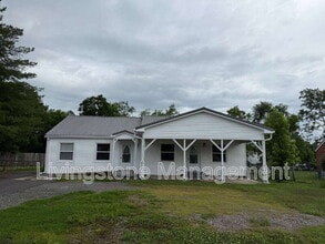 Building Photo - 872 W Albert Gallatin Ave