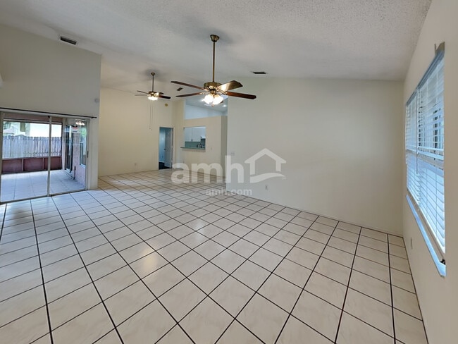 Foto del edificio - 957 Islander Ave