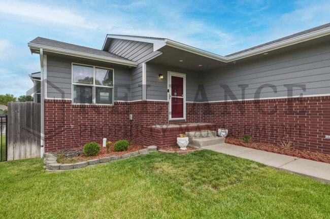 Building Photo - 1726 Black Oak Ct