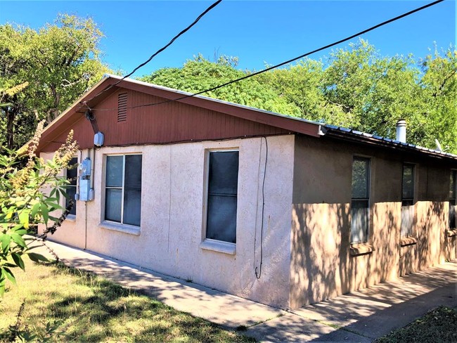 Building Photo - 2198 Junction Hwy