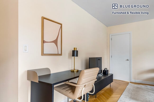 Building Photo - 30 Park Ave