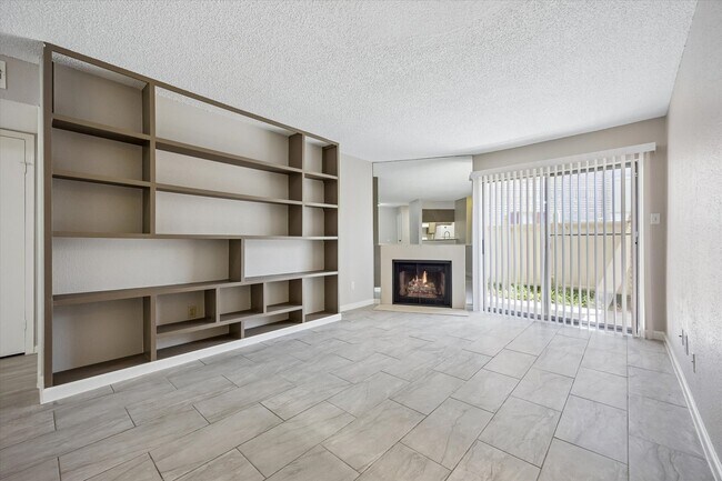 Building Photo - 2120 El Paseo St