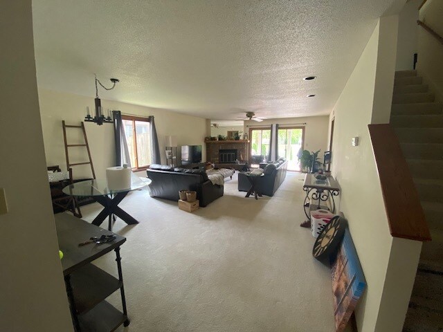 Building Photo - 1201 Lancaster Dr