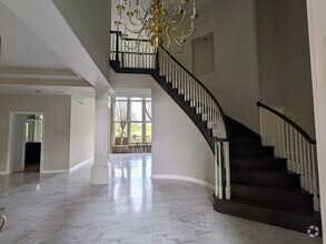 Building Photo - 1005 Terradyne Cir