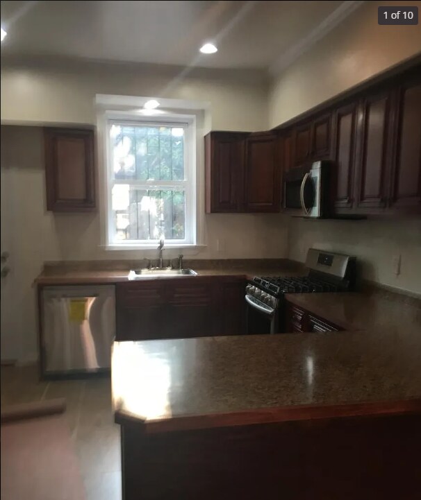 Foto principal - 1626 N Milton Ave