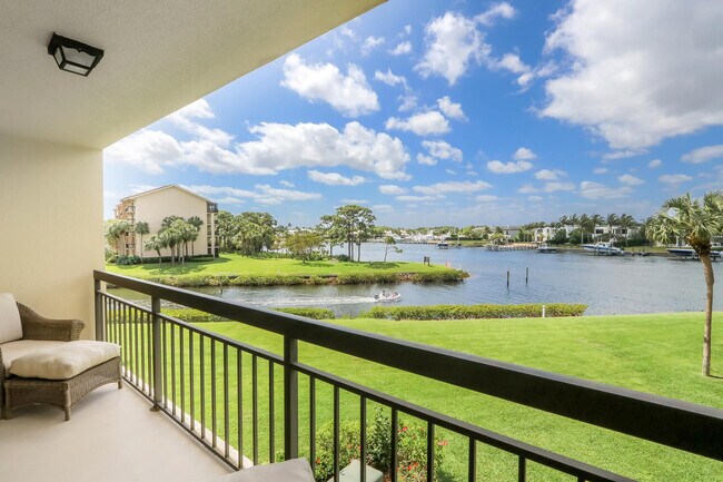Building Photo - 2201 Marina Isle Way