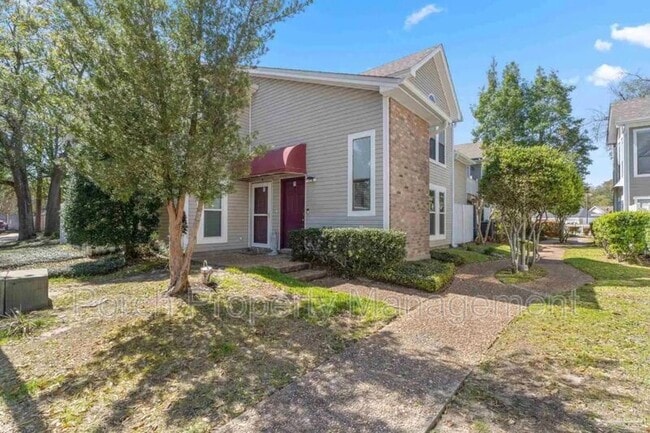 Building Photo - 7171 N 9th Ave