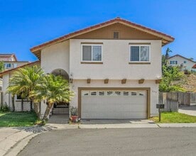 Building Photo - 613 Point Vicente Ct