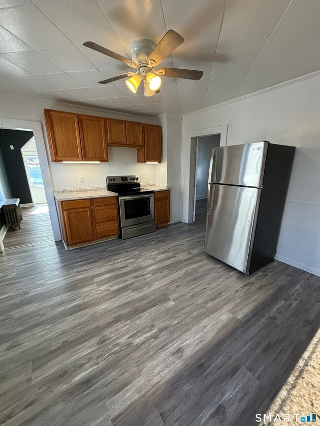 Foto del edificio - 126 Main St