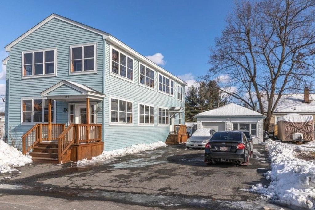 Foto principal - 193 Woodland St