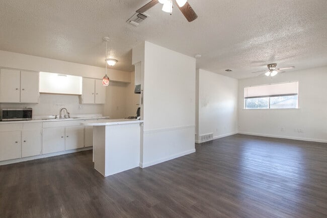 Photo - 3920 Redstone Rd (Denton, TX) House