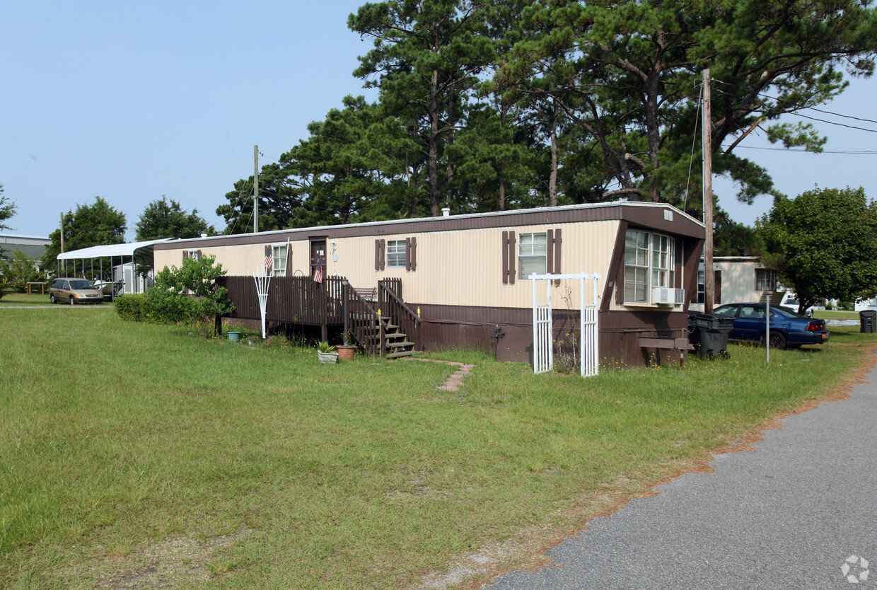 Primary Photo - Rustic Mobile Home Park