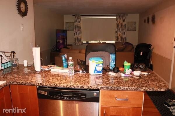 Foto del edificio - 2 br, 1 bath Apartment - 520 Talbot Ave