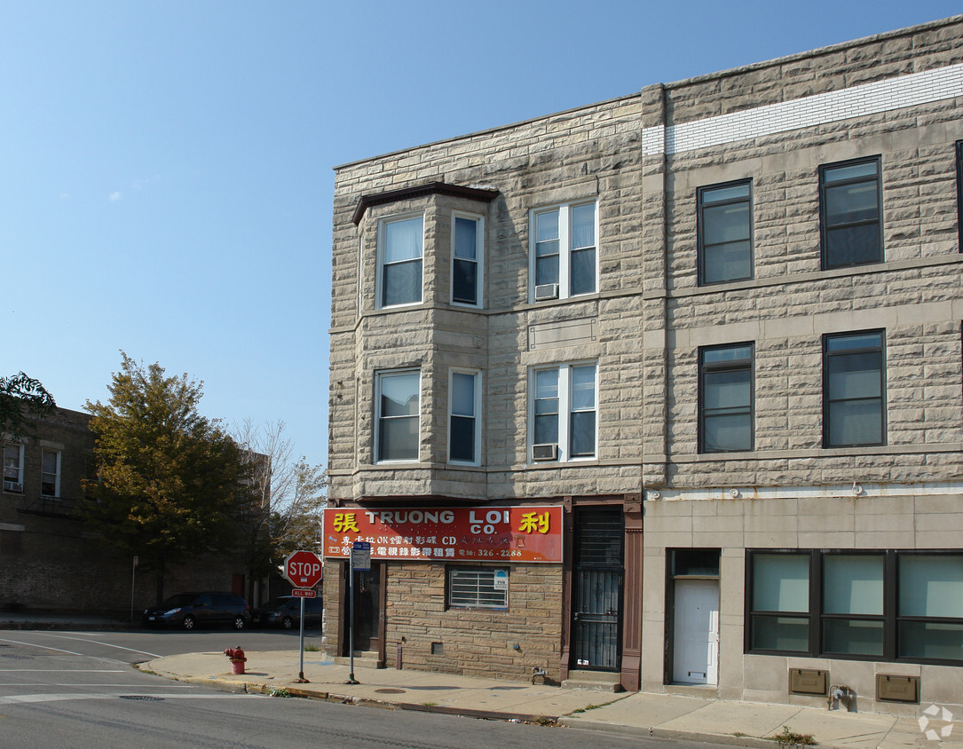 Building Photo - 2858 S Wallace St