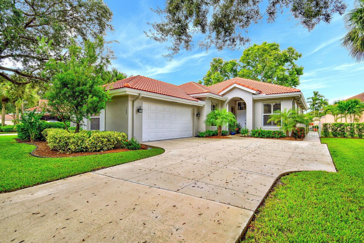 Foto principal - 165 Hampton Pl