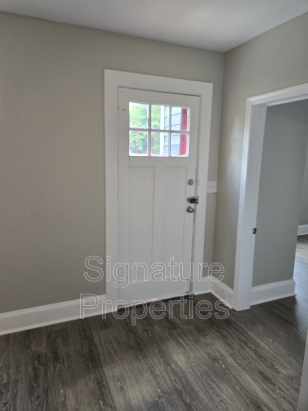 Foto del edificio - 13923 Richmond Rd