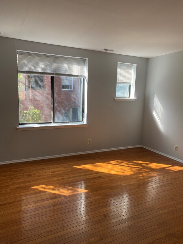 Building Photo - 1707 Naudain St