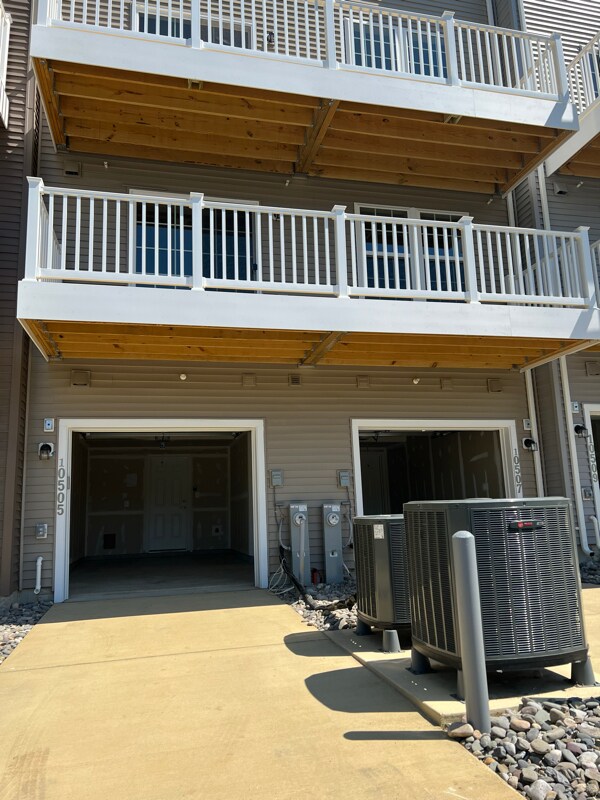 Foto del edificio - 10505 Neil Armstrong Way