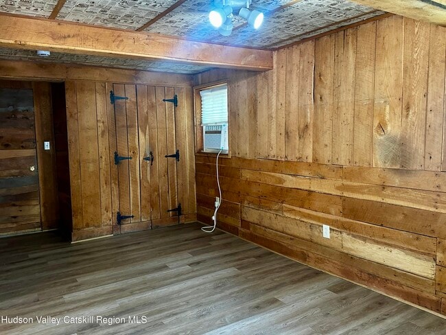 Building Photo - 77 Mayer Dr
