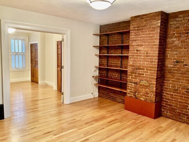 Foto del edificio - 7 Auburn St