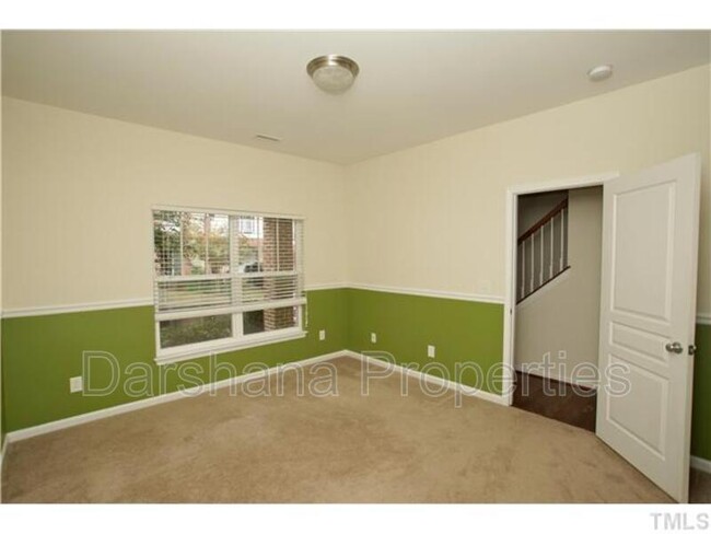 Building Photo - 128 Braeside Ct