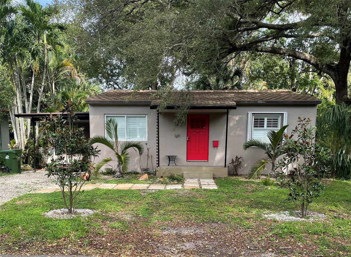 Primary Photo - 1411 SW 8th Ct