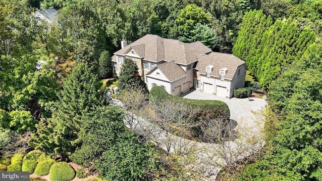 Photo - 9864 Walker Glen Ct House