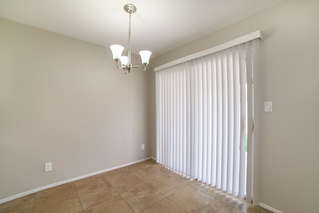 Foto del edificio - 4615 N 75th Ln