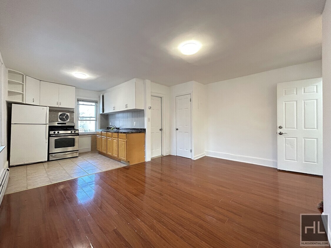 Peaceful 2BR in Brooklyn Room for Rent in Brooklyn, NY